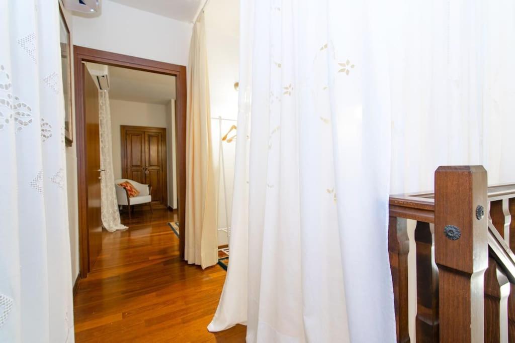 Residence Alma - Rialto Bridge Венеція Екстер'єр фото